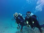 Intern succeeds in scuba diving